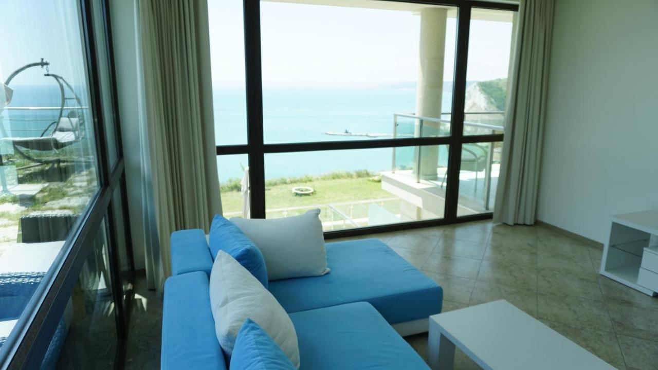 Calithea Complex Lejlighedshotel Kavarna Eksteriør billede