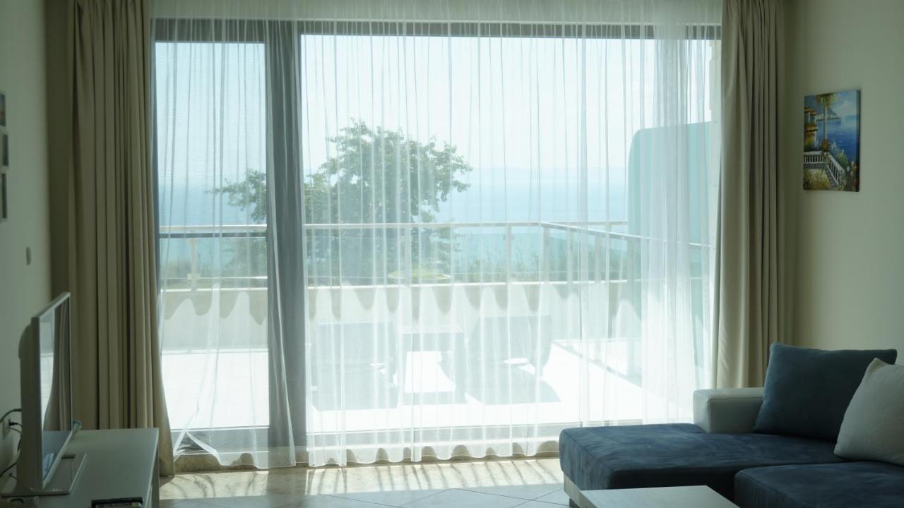 Calithea Complex Lejlighedshotel Kavarna Eksteriør billede